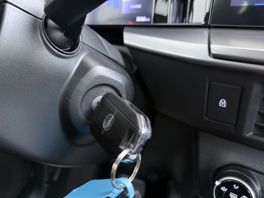 Opel Frontera Electric Edition 54 kWh Extended Range | 8 Jaar Garantie | Achteruitrijcamera | Dodehoek detectie... ActivLease financial lease