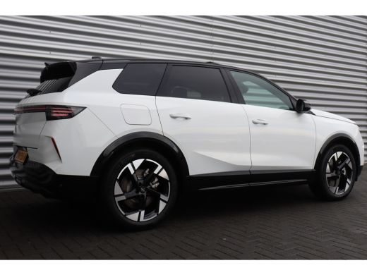 Opel Grandland 1.6 TURBO PHEV 195PK GS AUTOMAAT / NAVI / LEDER / CLIMA / FULL-LED / PDC / KEYLESS / 19" LMV /  P... ActivLease financial lease