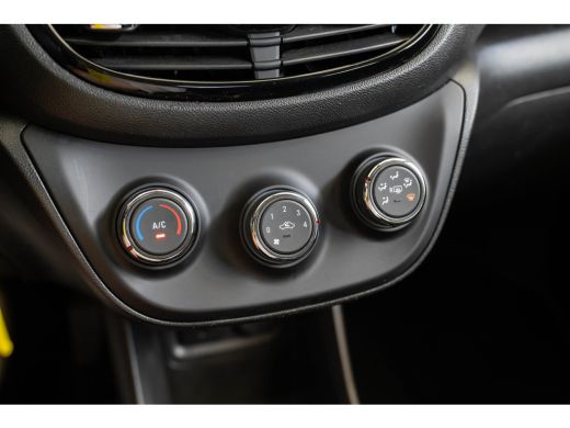 Opel KARL 1.0 Rocks Online Edition | Navigatie | Apple Carplay & Android Auto | Parkeersensoren | Airco | C... ActivLease financial lease