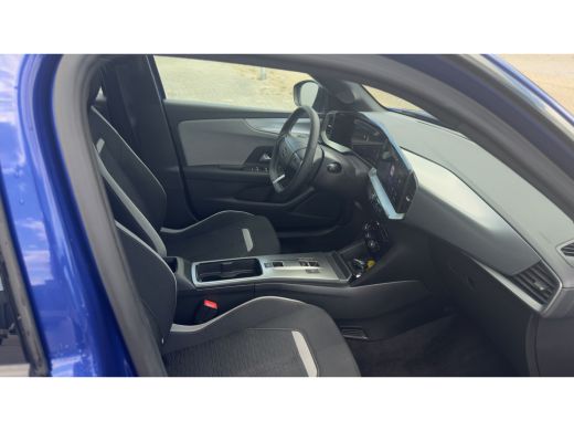 Opel Mokka-e e - Edition | Dode hoek detectie | Apple Carplay / Android Auto | Camera Achter | Draadloos oplad... ActivLease financial lease