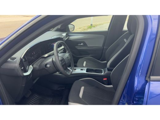 Opel Mokka-e e - Edition | Dode hoek detectie | Apple Carplay / Android Auto | Camera Achter | Draadloos oplad... ActivLease financial lease