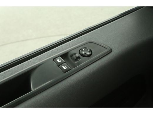 Opel Vivaro 1.5 CDTI L2H1 | Airco | Camera | Cruise | Trekhaak | Carplay | Navi | Parkeersens. ActivLease financial lease