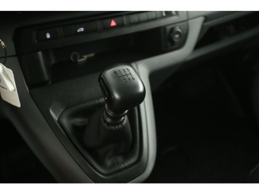 Opel Vivaro 1.5 CDTI L2H1 | Airco | Camera | Cruise | Trekhaak | Carplay | Navi | Parkeersens. ActivLease financial lease