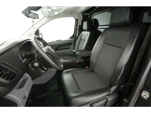 Opel Vivaro 1.5 CDTI L2H1 | Airco | Camera | Cruise | Trekhaak | Carplay | Navi | Parkeersens. ActivLease financial lease