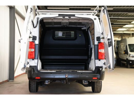 Opel Vivaro 2.0 CDTI L3H1 LANG IMPERIAAL TREKHAAK 3PERS ActivLease financial lease