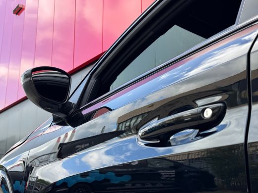 Peugeot 208 1.2 Hybrid 145 e-DCS6 GT | Navigatie | Adaptieve Cruise | Camera | Apple Carplay & Android Auto |... ActivLease financial lease