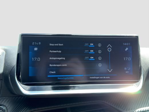 Peugeot 208 1.2 PureTech Blue Lease Allure Camera | Parkeersensoren | Full map navigatie | Carplay/android au... ActivLease financial lease