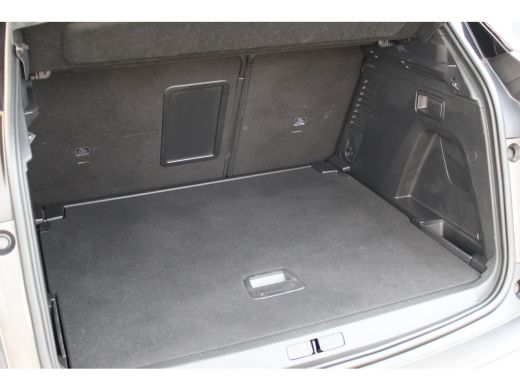 Peugeot 3008 1.2 GT Line Avantage Aut. | Elec. Achterklep | Camera | Pdc | Navi | Cruise | Carplay | | Achterb... ActivLease financial lease