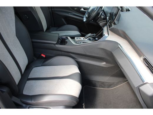 Peugeot 3008 1.6 HYbrid 225 GT | Black Pack | Alcantara | Camera | Navigatie | Focal | ActivLease financial lease