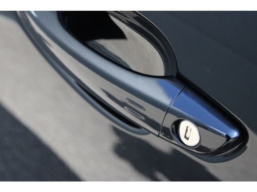 Peugeot 3008 1.6 HYbrid 225 GT | Black Pack | Alcantara | Camera | Navigatie | Focal | ActivLease financial lease
