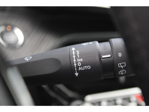 Peugeot e-208 EV Active Pack 50 kWh Led Verlichting | Parkeer Sensoren | Airco | Cruise Control | Apple Carplay... ActivLease financial lease