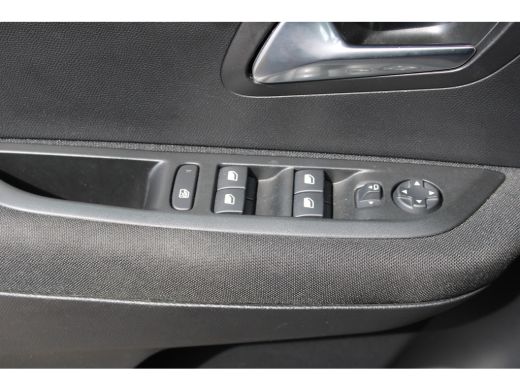 Peugeot e-208 EV Active Pack 50 kWh Led Verlichting | Parkeer Sensoren | Airco | Cruise Control | Apple Carplay... ActivLease financial lease