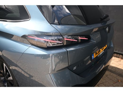 Peugeot e-308 GT 54 kWh DEMO-DEAL! | Adaptief Cruise Control | Dodehoek Detectie | Warmtepomp | Elektr & Massag... ActivLease financial lease