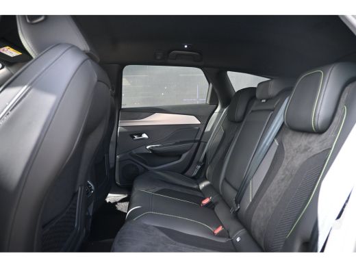 Peugeot e-308 GT 54 kWh DEMO-DEAL! | Adaptief Cruise Control | Dodehoek Detectie | Warmtepomp | Elektr & Massag... ActivLease financial lease