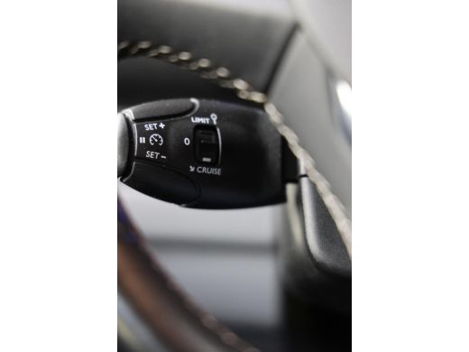 Peugeot e-Expert Premium 75 kWh LANG Camera Carplay ActivLease financial lease
