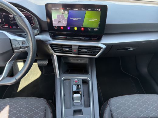 Seat Leon Sportstourer 1.5 eTSI FR Business Intense | Trekhaak | Stuur+Stoelverwarming | Apple Carplay/Andr... ActivLease financial lease