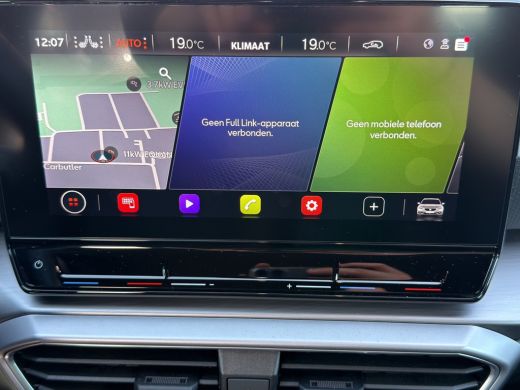 Seat Leon Sportstourer 1.5 eTSI FR Business Intense | Trekhaak | Stuur+Stoelverwarming | Apple Carplay/Andr... ActivLease financial lease