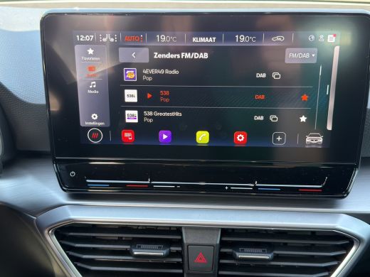 Seat Leon Sportstourer 1.5 eTSI FR Business Intense | Trekhaak | Stuur+Stoelverwarming | Apple Carplay/Andr... ActivLease financial lease