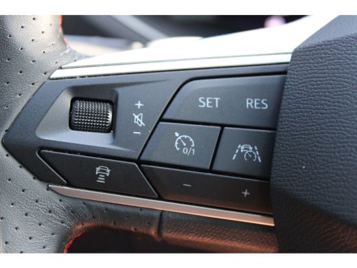 Seat Tarraco 1.4 TSI e-Hybrid PHEV FR SOh 94,5% LEER NAVI ECC LED 145000KM!!! ActivLease financial lease