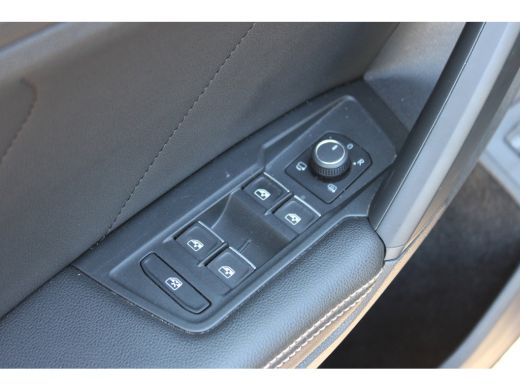 Seat Tarraco 1.4 TSI e-Hybrid PHEV FR SOh 94,5% LEER NAVI ECC LED 145000KM!!! ActivLease financial lease