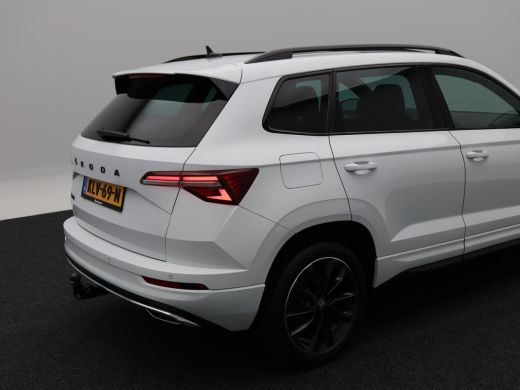 Skoda Karoq 1.5 TSi 150 Pk Automaat Sportline Business | Trekhaak | Stoel/Stuurverwarming | Panorama dak | Ma... ActivLease financial lease