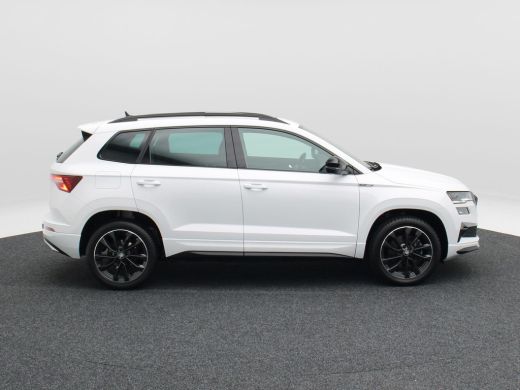 Skoda Karoq 1.5 TSi 150 Pk Automaat Sportline Business | Trekhaak | Stoel/Stuurverwarming | Panorama dak | Ma... ActivLease financial lease
