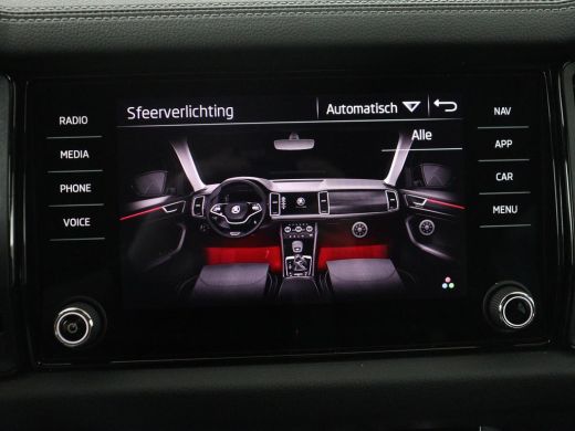 Skoda Kodiaq | Leder | Memory | Adaptive cruise | Stoelverwarming | Camera | Park assist | Sfeerverlichting | ... ActivLease financial lease