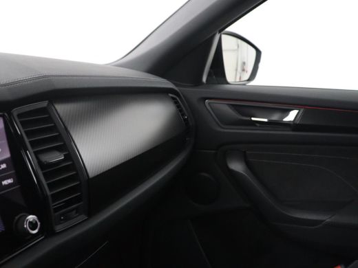 Skoda Kodiaq | Leder | Memory | Adaptive cruise | Stoelverwarming | Camera | Park assist | Sfeerverlichting | ... ActivLease financial lease