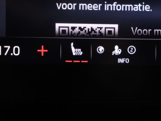 Skoda Octavia Combi1.5 e-TSI Sport Business | Stoelverwarming | Cruise control | Sfeerverlichting | Carplay | N... ActivLease financial lease