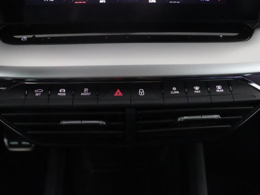 Skoda Octavia Combi1.5 e-TSI Sport Business | Stoelverwarming | Cruise control | Sfeerverlichting | Carplay | N... ActivLease financial lease