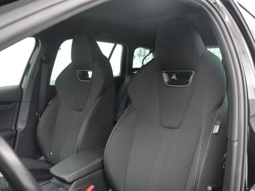 Skoda Octavia Combi1.5 e-TSI Sport Business | Stoelverwarming | Cruise control | Sfeerverlichting | Carplay | N... ActivLease financial lease