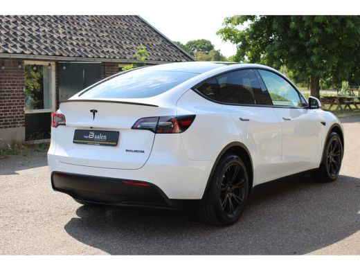 Tesla Model Y Long Range AWD 75 kWh SOh 91% PANO LEER LED 95000KM!!! ActivLease financial lease