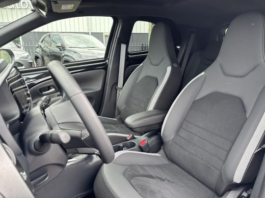 Toyota Aygo Hybrid 115 GR Sport | Cabriodak | Apple CarPlay/Android auto ActivLease financial lease