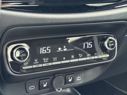 Toyota Aygo Hybrid 115 GR Sport | Cabriodak | Apple CarPlay/Android auto ActivLease financial lease