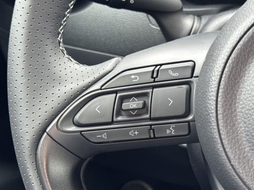 Toyota Aygo Hybrid 115 GR Sport | Cabriodak | Apple CarPlay/Android auto ActivLease financial lease