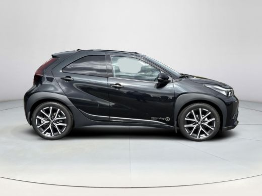 Toyota Aygo Hybrid 115 GR Sport | Cabriodak | Apple CarPlay/Android auto ActivLease financial lease