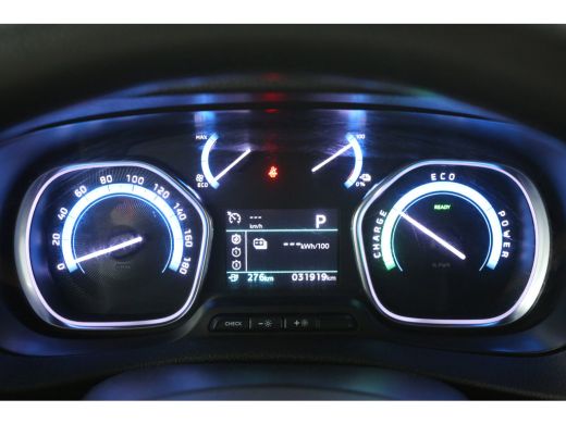 Toyota ProAce 75 kWh L2H1 Long Range | Snelladen | SOH 99% | Airco | Cruise | 3 Zits | Carplay | Parkeersens. ActivLease financial lease