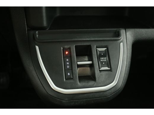 Toyota ProAce 75 kWh L2H1 Long Range | Snelladen | SOH 99% | Airco | Cruise | 3 Zits | Carplay | Parkeersens. ActivLease financial lease