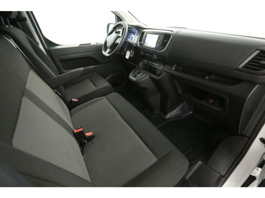 Toyota ProAce 75 kWh L2H1 Long Range | Snelladen | SOH 99% | Airco | Cruise | 3 Zits | Carplay | Parkeersens. ActivLease financial lease