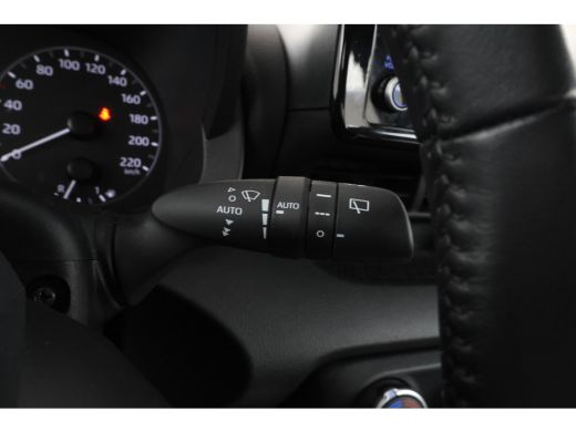 Toyota Yaris 1.5 VVT-i Active 5 Deurs Navigatie, Airco ActivLease financial lease
