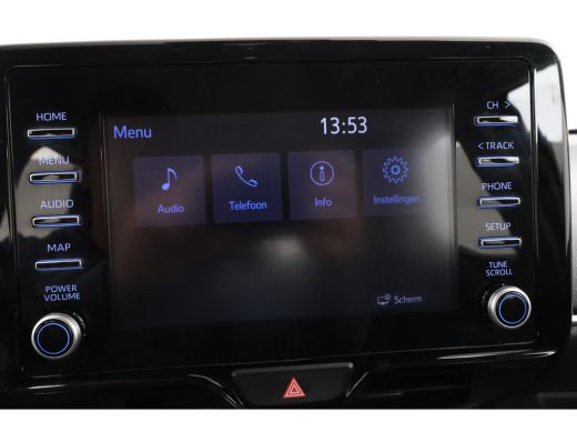 Toyota Yaris 1.5 VVT-i Active 5 Deurs Navigatie, Airco ActivLease financial lease