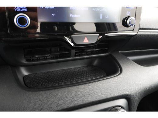 Toyota Yaris 1.5 VVT-i Active 5 Deurs Navigatie, Airco ActivLease financial lease