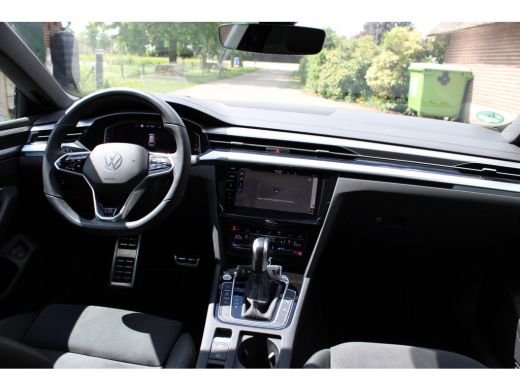 Volkswagen Arteon 1.4 TSI eHybrid R-Line PHEV SOh 98.1% PANO STAND LED 23000KM!!! ActivLease financial lease