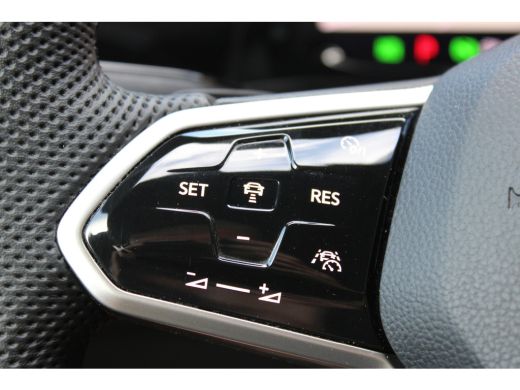 Volkswagen Golf 1.4 eHybrid GTE SOh 91,8% VIRTUAL NAVI ECC 95000KM!!! ActivLease financial lease