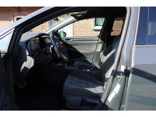 Volkswagen Golf 1.4 eHybrid GTE SOh 94,2% STANDKACHEL VIRTUAL NAVI IQ LED 95000KM!!! ActivLease financial lease