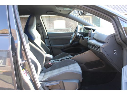 Volkswagen Golf 1.4 eHybrid GTE SOh 94,2% STANDKACHEL VIRTUAL NAVI IQ LED 95000KM!!! ActivLease financial lease