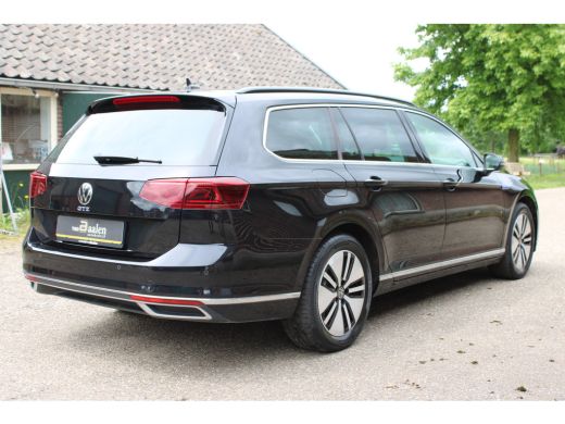 Volkswagen Passat Variant 1.4 TSI PHEV GTE Business SOh 91,2% IQ LIGHT NAVI PANO TREKHAAK 134000KM!!! ActivLease financial lease