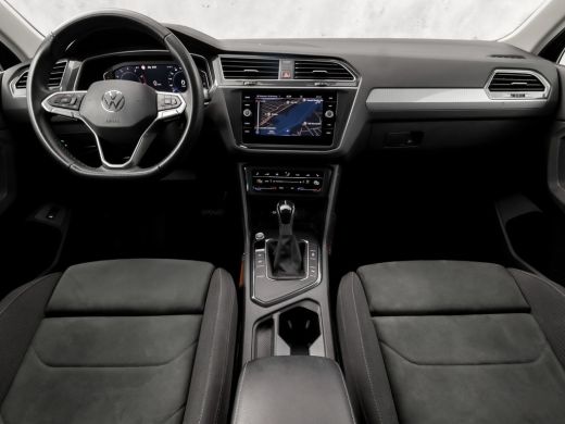 Volkswagen Tiguan 1.5 TSI Life Sport 150Pk Automaat (VIRTUAL COCKPIT, APPLE CARPLAY, CLIMATE, KEYLESS, STOELVERWARM... ActivLease financial lease