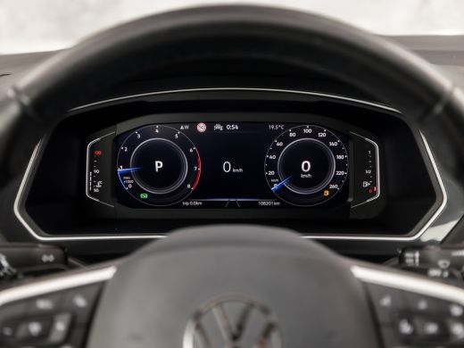 Volkswagen Tiguan 1.5 TSI Life Sport 150Pk Automaat (VIRTUAL COCKPIT, APPLE CARPLAY, CLIMATE, KEYLESS, STOELVERWARM... ActivLease financial lease