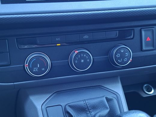Volkswagen Transporter 2.0 TDI Aut7 Dubb.Cabine 2xSchuifdeur Carplay Trekhaak Bulli ActivLease financial lease